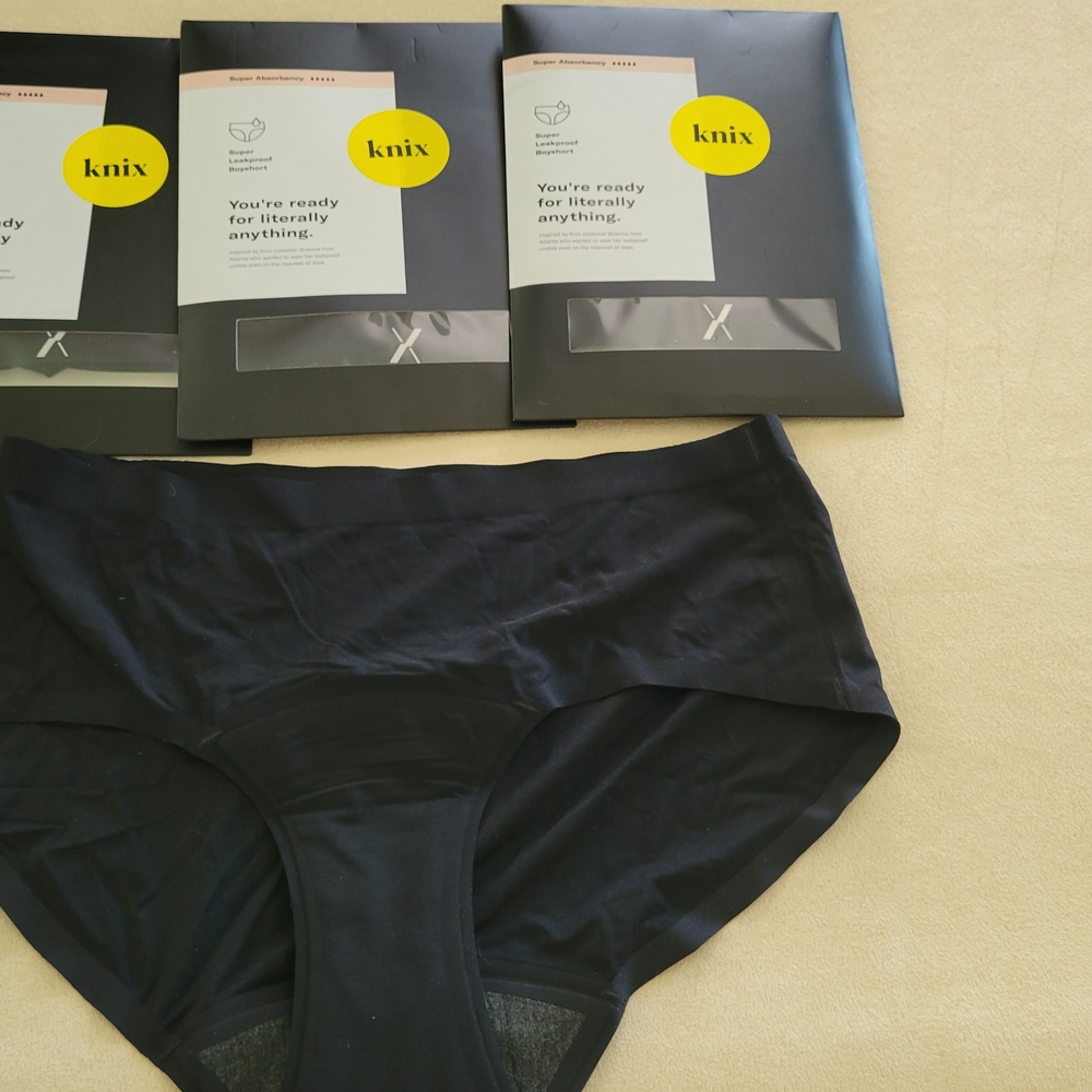 4 Pairs Knix Super Absorbency Black Period Boyshort